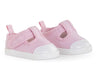 Chaussures roses pour poupon