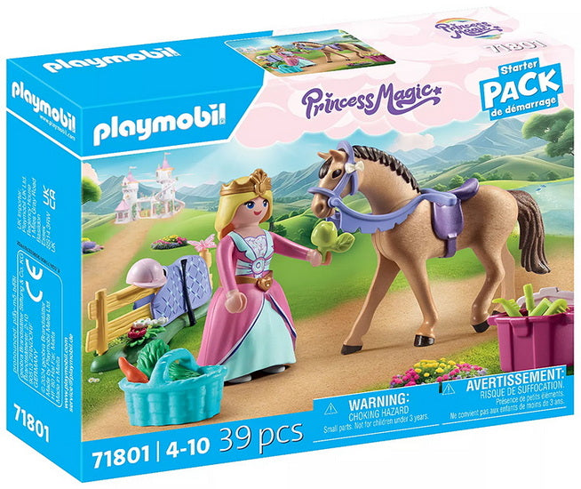 Princesse cavalière, cheval et materiel équestre